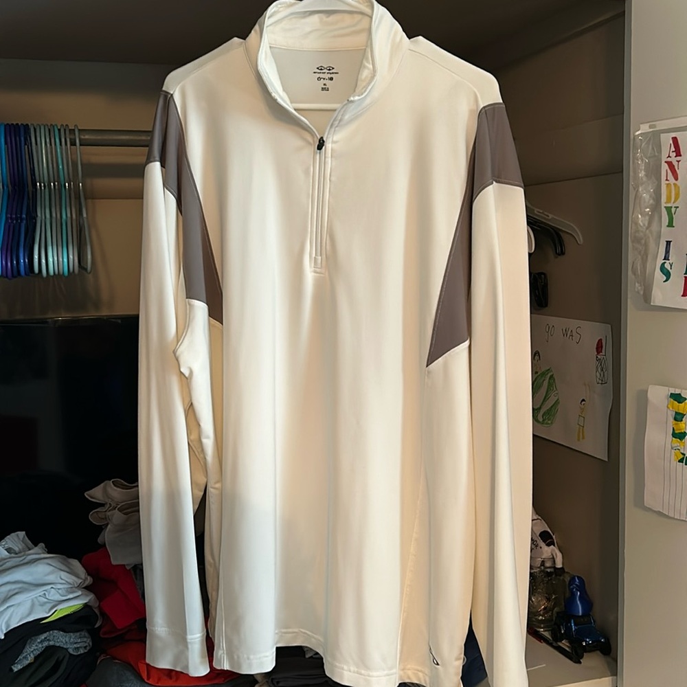 Men’s XlL White 1/4 Pullover